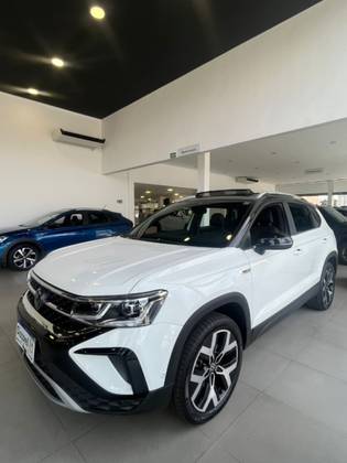 VOLKSWAGEN TAOS 1.4 250 TSI TOTAL FLEX HIGHLINE AUTOMÁTICO